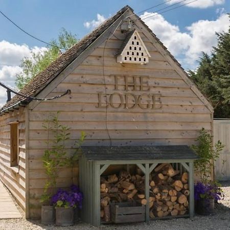 Cotswolds Lodge in Minster Lovell Buitenkant foto