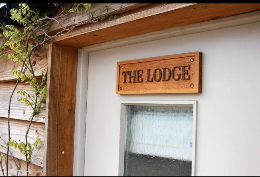 Cotswolds Lodge in Minster Lovell Buitenkant foto